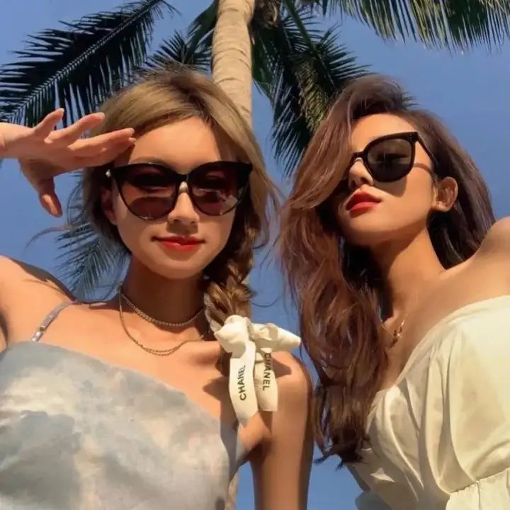 隐秘而伟大海报